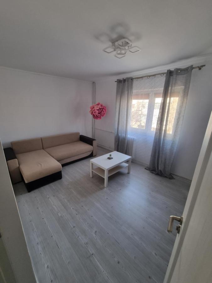 Lacul Tei Aparthotel Бухарест Экстерьер фото